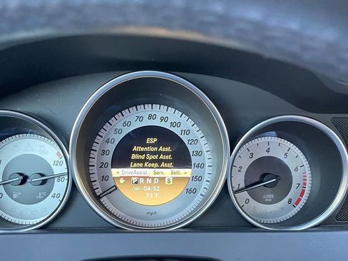Used 2012 Mercedes-Benz C 250 Coupe image 19