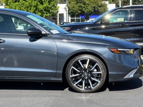 Used 2024 Honda Accord Touring image 35