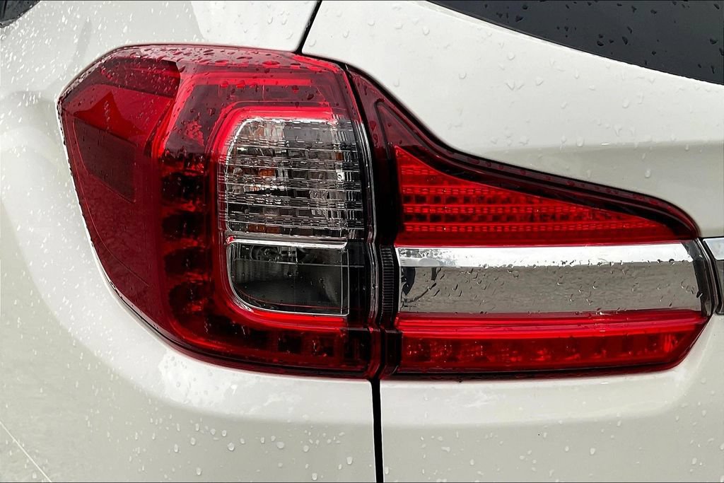 Used 2022 Subaru Ascent Limited AWD/4WD image 23