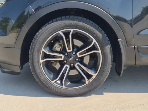 Used 2014 Ford Explorer Sport AWD/4WD image 24