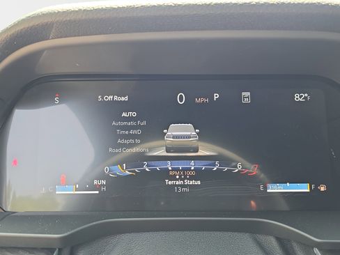 New 2026 Jeep Grand Cherokee L Limited AWD/4WD image 17