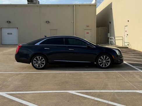 Used 2013 Cadillac XTS FWD image 8