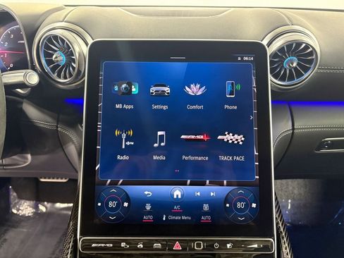 Certified 2024 Mercedes-Benz SL 63 AMG 4MATIC image 19