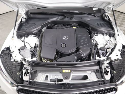 Used 2026 Mercedes-Benz GLC 300 4MATIC image 30