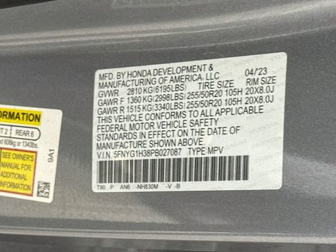Used 2023 Honda Pilot Sport image 33