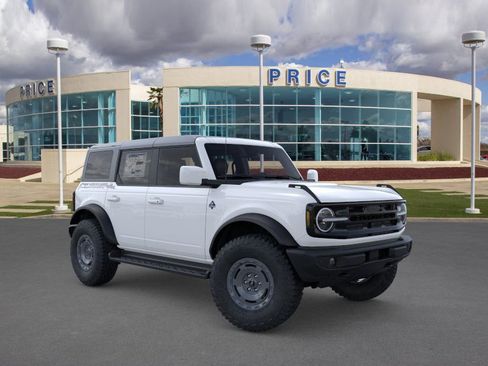 New 2025 Ford Bronco Outer Banks w/ Sasquatch Package image 7