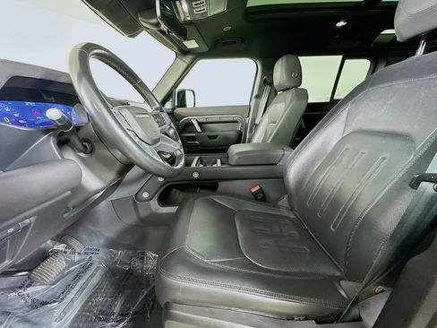 Used 2022 Land Rover Defender 110 X-Dynamic SE image 30