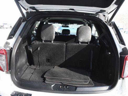 Used 2022 Ford Explorer ST AWD/4WD image 8