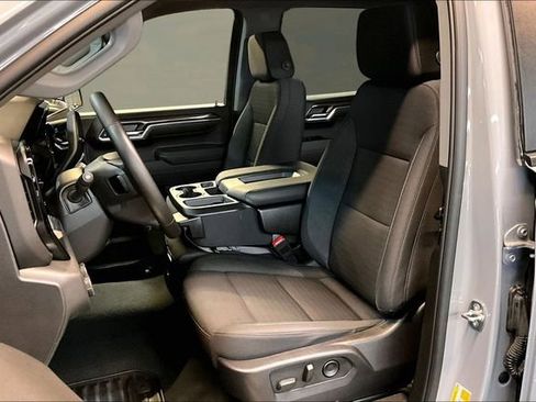Used 2024 Chevrolet Silverado 1500 LT image 22