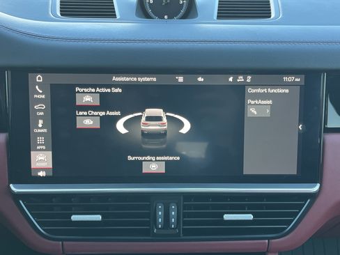 Used 2021 Porsche Cayenne image 5