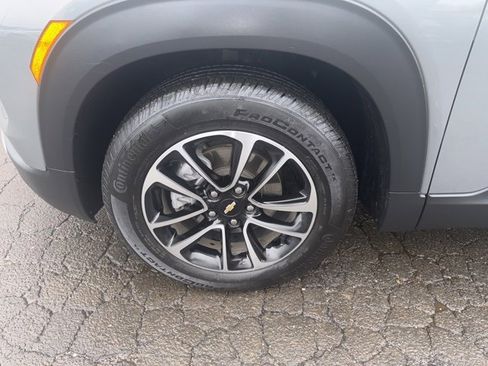 Used 2024 Chevrolet TrailBlazer LT image 12