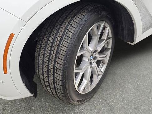 Certified 2025 BMW X7 xDrive40i AWD/4WD image 27