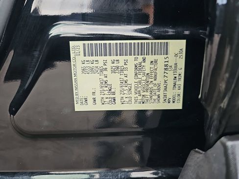 Used 2023 Nissan Rogue S image 36