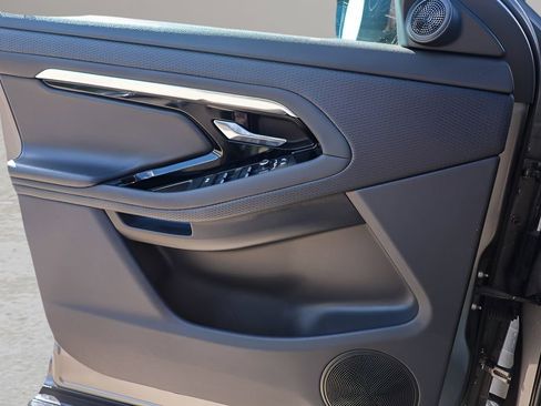 Used 2020 Land Rover Range Rover Evoque S image 19