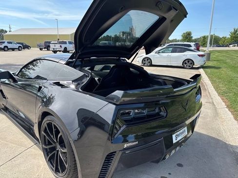 Used 2018 Chevrolet Corvette Grand Sport RWD image 45