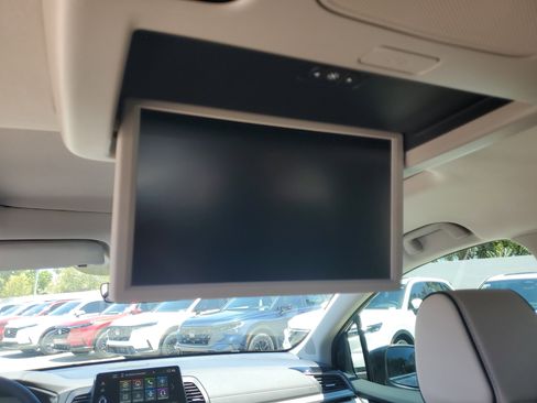New 2026 Honda Odyssey Touring image 13