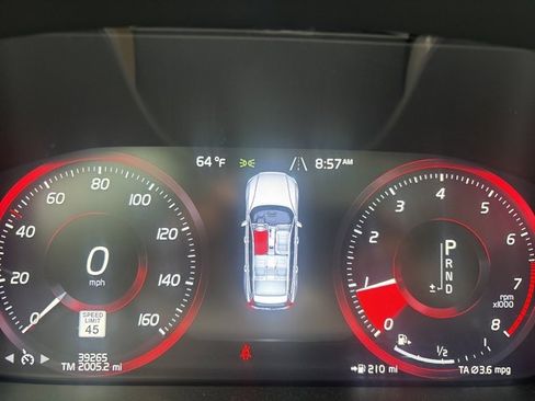 Used 2021 Volvo V60 T5 Cross Country w/ Climate Package image 11