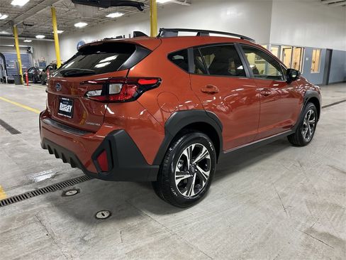 Certified 2025 Subaru Crosstrek 2.0i Premium image 8