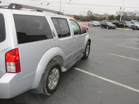 Used 2010 Nissan Pathfinder SE w/ SE Premium Journey Pkg AWD/4WD image 42