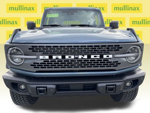New 2025 Ford Bronco Badlands image 12