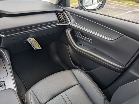 Certified 2025 MAZDA CX-90 Plug-In Hybrid w/Premium Sport AWD/4WD image 18