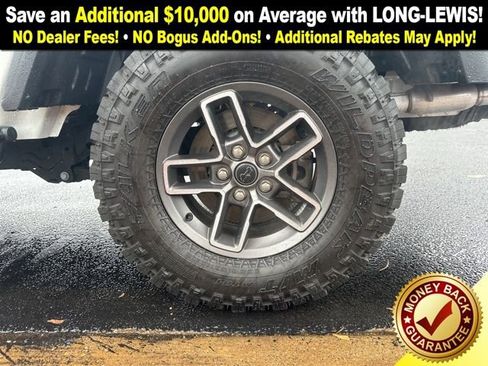 Used 2024 Jeep Gladiator Mojave w/ Technology Group image 27