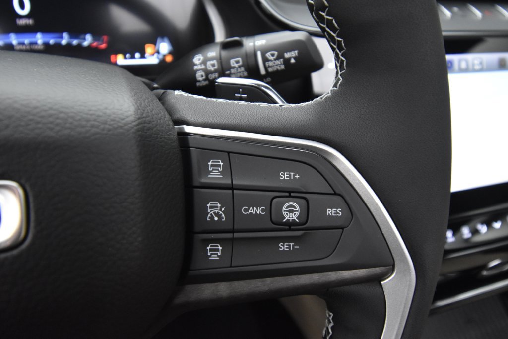 New 2027 Jeep Grand Cherokee Limited AWD/4WD image 30