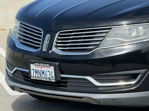 Used 2016 Lincoln MKX Select image 12