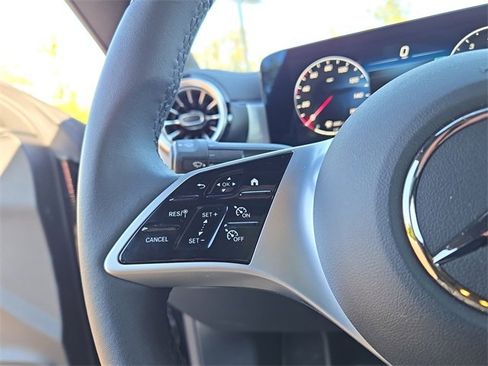 Used 2025 Mercedes-Benz CLA 250 4MATIC image 20