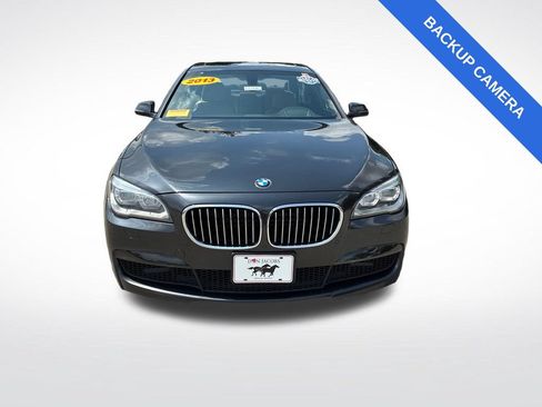 Used 2013 BMW 750Li xDrive AWD/4WD image 9