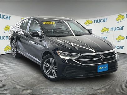 Used 2024 Volkswagen Jetta SE