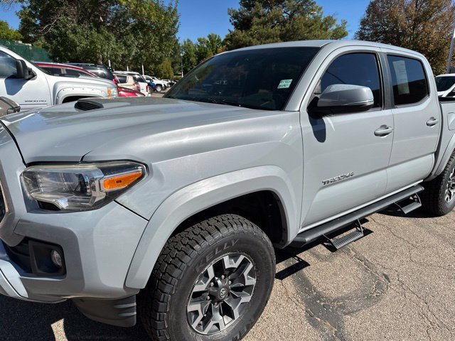 Used 2019 Toyota Tacoma TRD Sport w/ Technology Package AWD/4WD image 12