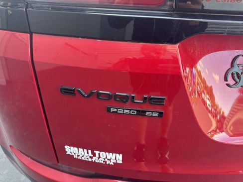 Used 2020 Land Rover Range Rover Evoque SE AWD/4WD image 9