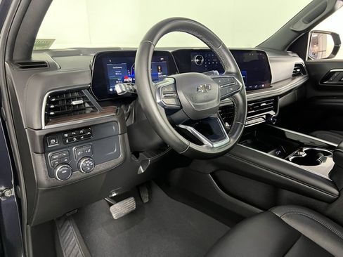 Used 2025 Chevrolet Tahoe Z71 image 20