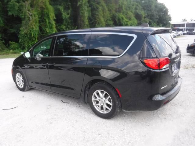 Used 2023 Chrysler Voyager LX FWD image 11