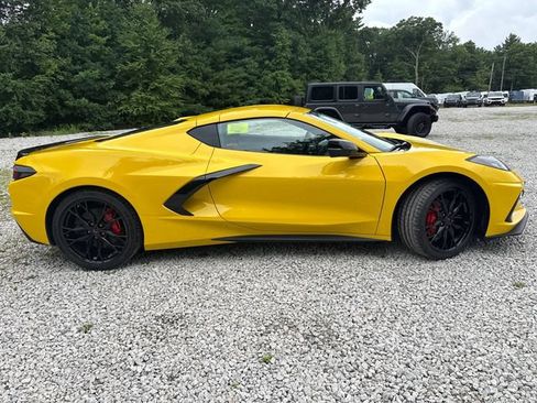 New 2027 Chevrolet Corvette Stingray Coupe w/ 2LT RWD image 12
