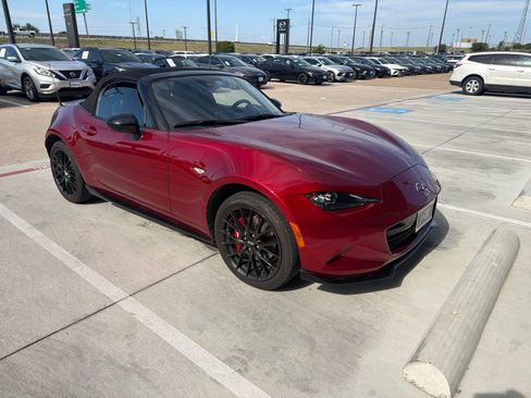 Used 2020 MAZDA MX-5 Miata Club w/ Brembo/BBS Recaro Package RWD image 3