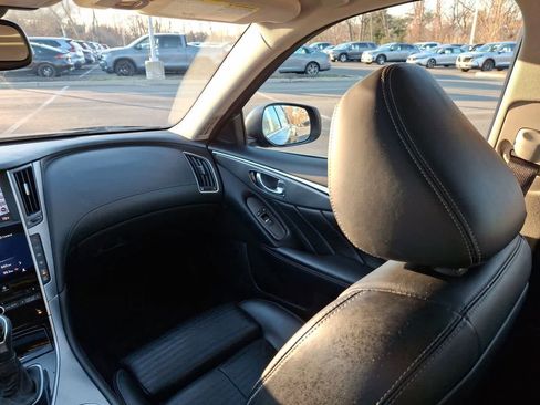 Used 2018 INFINITI Q50 Sport image 11