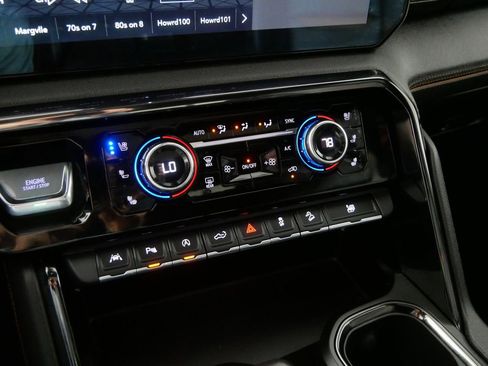 Used 2022 GMC Sierra 1500 AT4 w/ Technology Package image 27