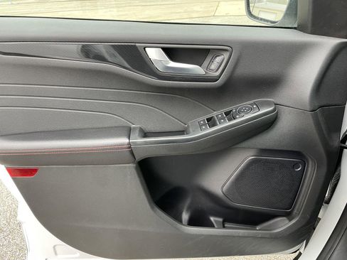 Used 2023 Ford Escape ST-Line w/ Tech Pack #1 image 29