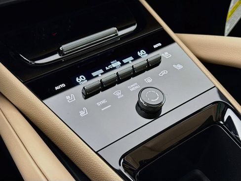 New 2026 Porsche Cayenne AWD/4WD image 22