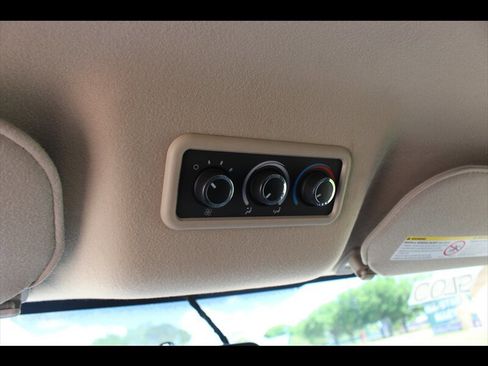 Used 2022 Chevrolet Express 3500 LS image 24