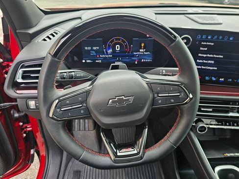 Used 2024 Chevrolet Traverse RS w/ LPO, Floor Liner Package image 28