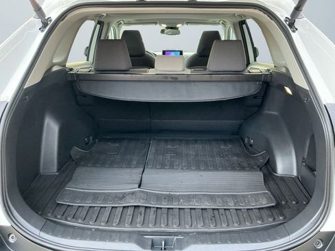 Used 2024 Toyota RAV4 XLE image 17