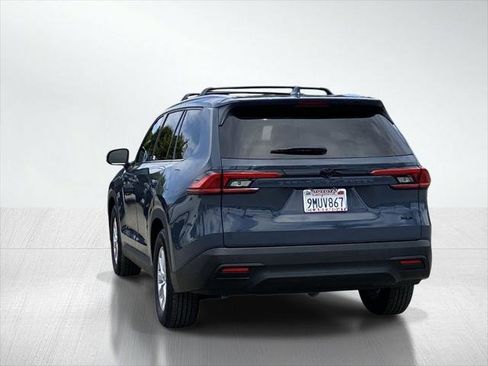 Certified 2024 Toyota Grand Highlander FWD image 6
