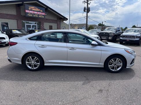 Used 2019 Hyundai Sonata Limited w/ Ultimate Package 04 image 9