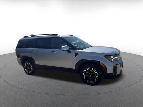 Used 2025 Hyundai Santa Fe SEL image 2