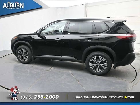 Used 2021 Nissan Rogue SV w/ Premium Package AWD/4WD image 13