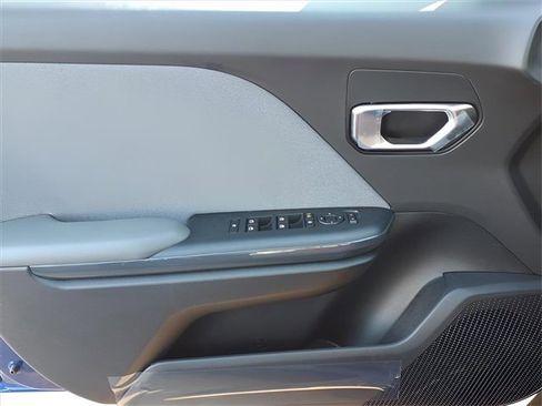 New 2025 Kia K4 EX image 16