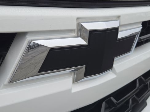 Used 2023 Chevrolet Silverado 1500 RST w/ Z71 Off-Road Package image 6